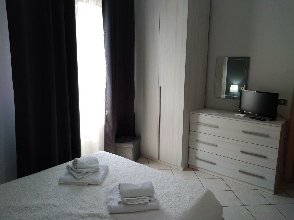 La Fenice Hotel Montecatini Terme Bagian luar foto